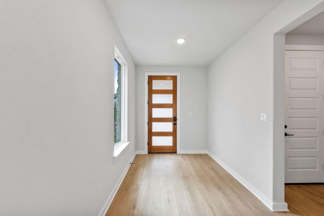 586 Darley Oak Drive