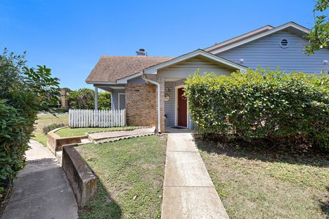 Photo of 1601 Faro DR #303, Austin, TX 78741 (MLS # 7474699) Photo of 1601 Faro DR #303, Austin, TX 78741 (MLS # 7474699)