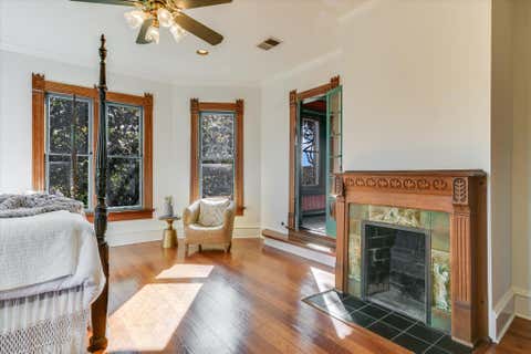 Tiny photo for 400 Academy DR, Austin, TX 78704 (MLS # 2615563)