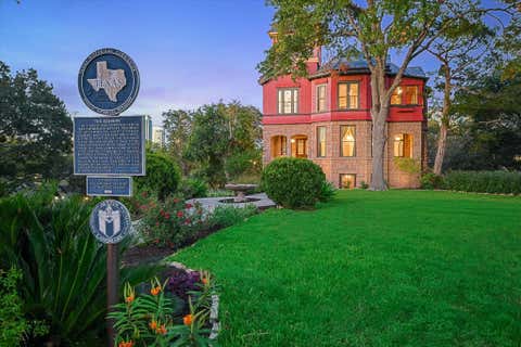 Tiny photo for 400 Academy DR, Austin, TX 78704 (MLS # 2615563)