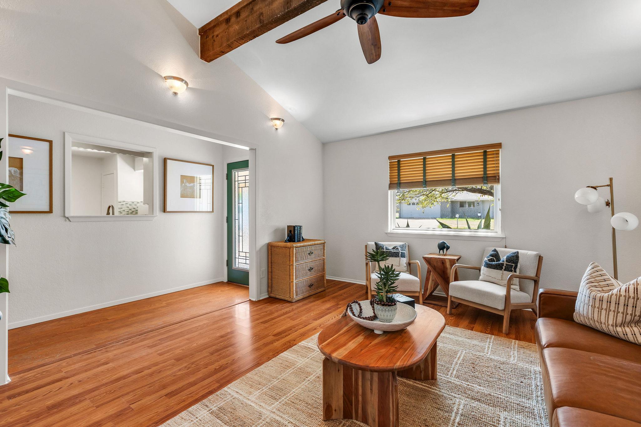 6812 Miranda DR