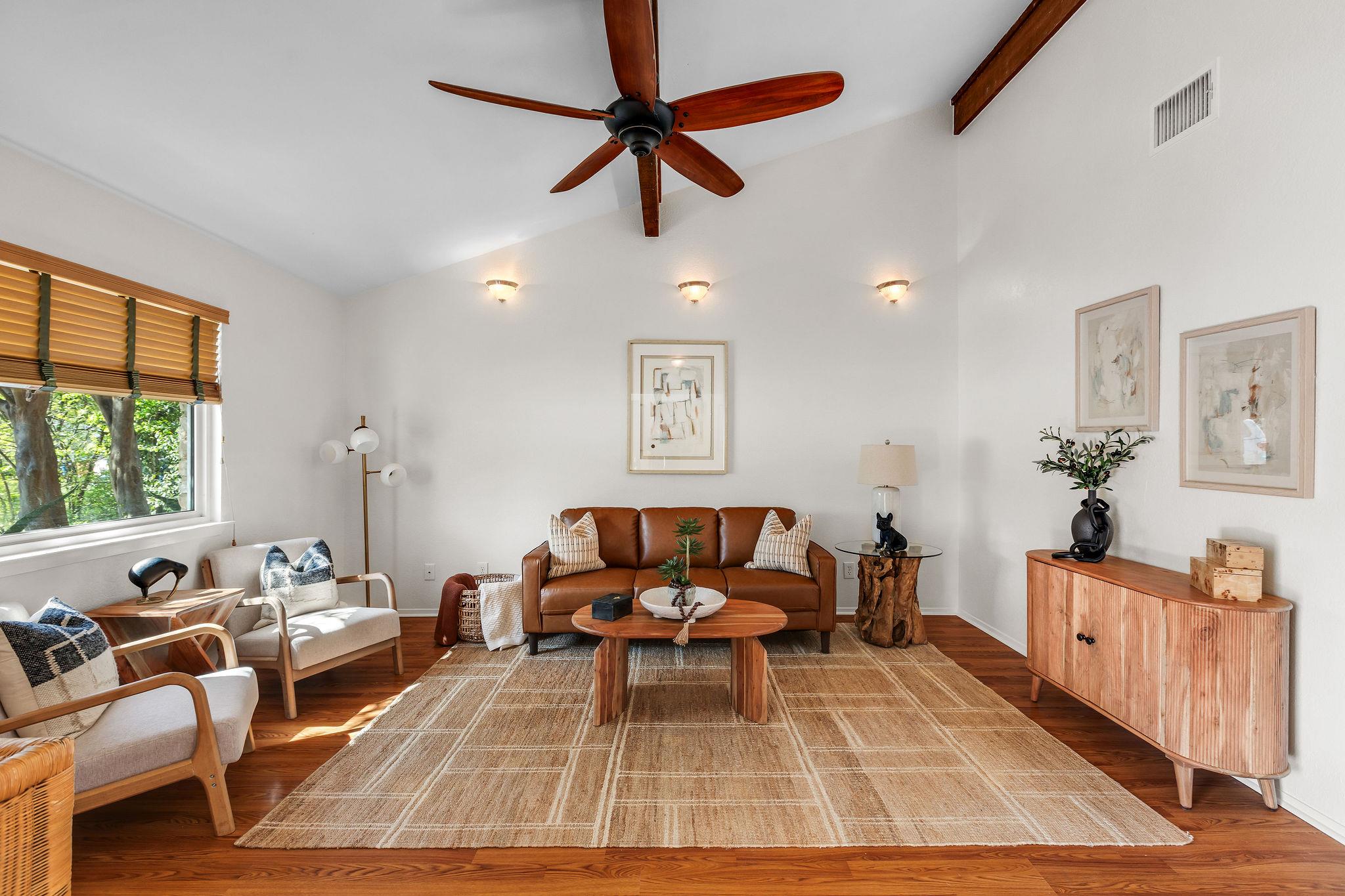 6812 Miranda DR