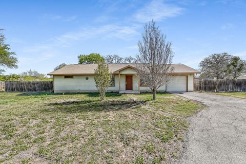 100 Acorn TRL Cedar Creek TX 78612