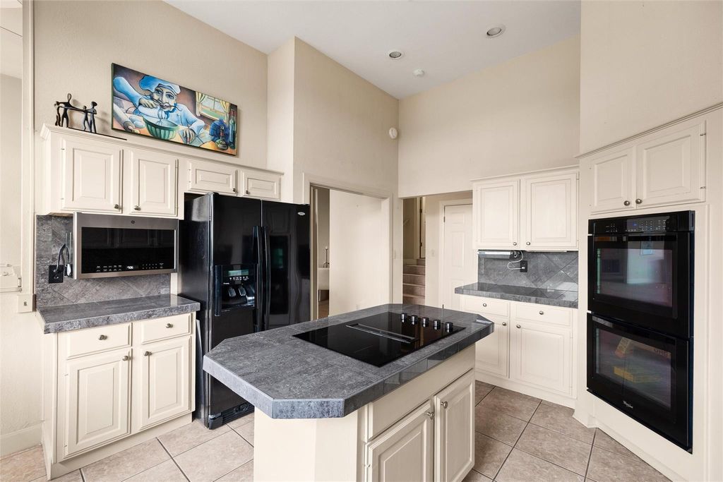Photo of 5900 Westslope DR, Austin, TX 78731 (MLS # 9003659)