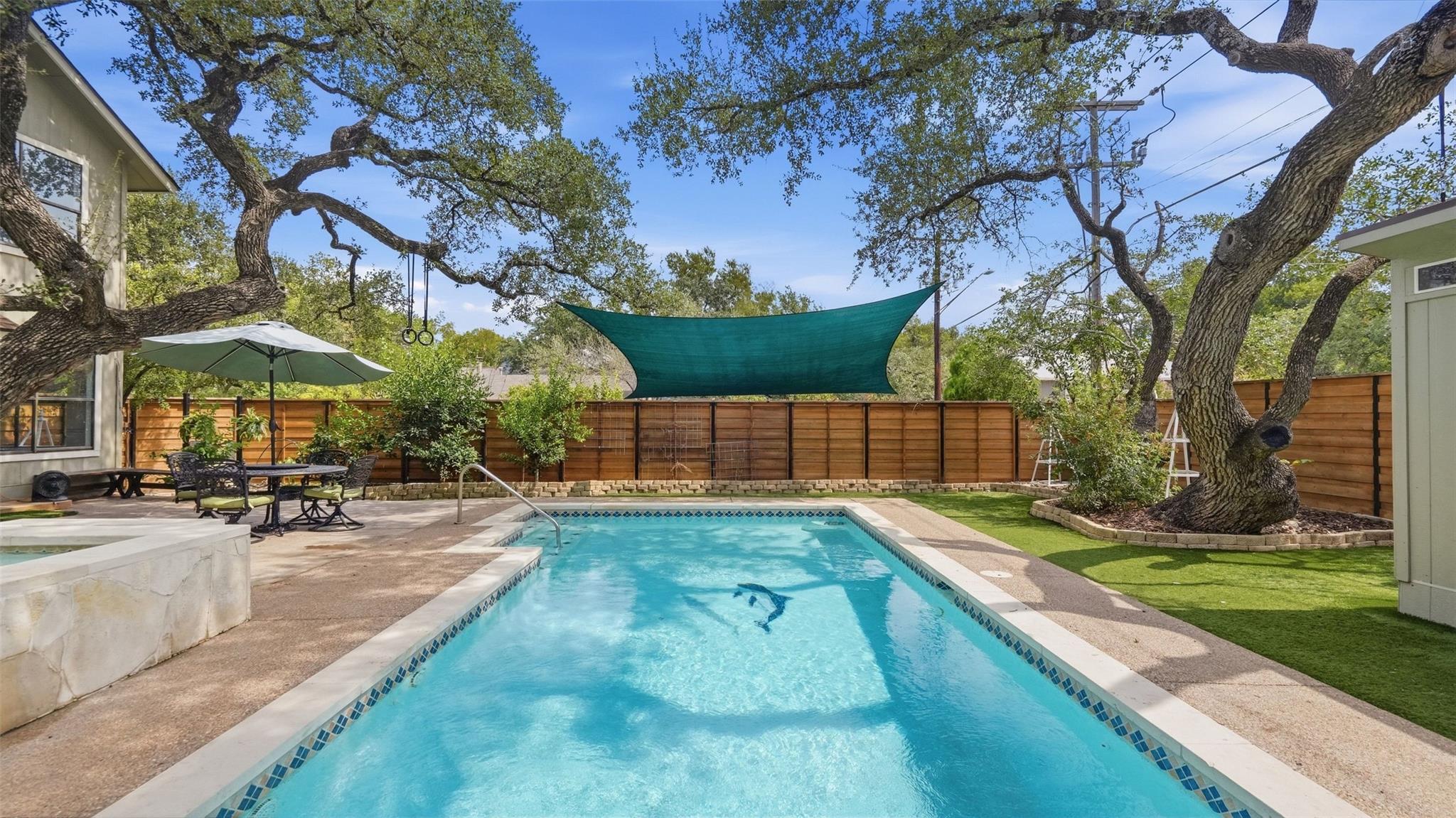 7201 Boniface LN