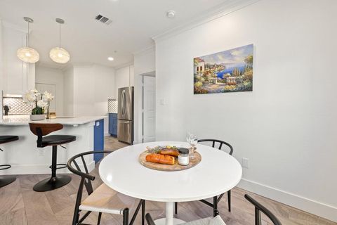 Tiny photo for 7701 Rialto BLVD #1324, Austin, TX 78735 (MLS # 2301864)