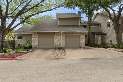 Tiny photo for 512 Eberhart LN #1402, Austin, TX 78745 (MLS # 7943386)