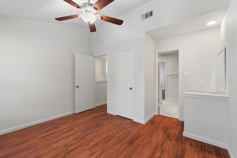Tiny photo for 512 Eberhart LN #1402, Austin, TX 78745 (MLS # 7943386)