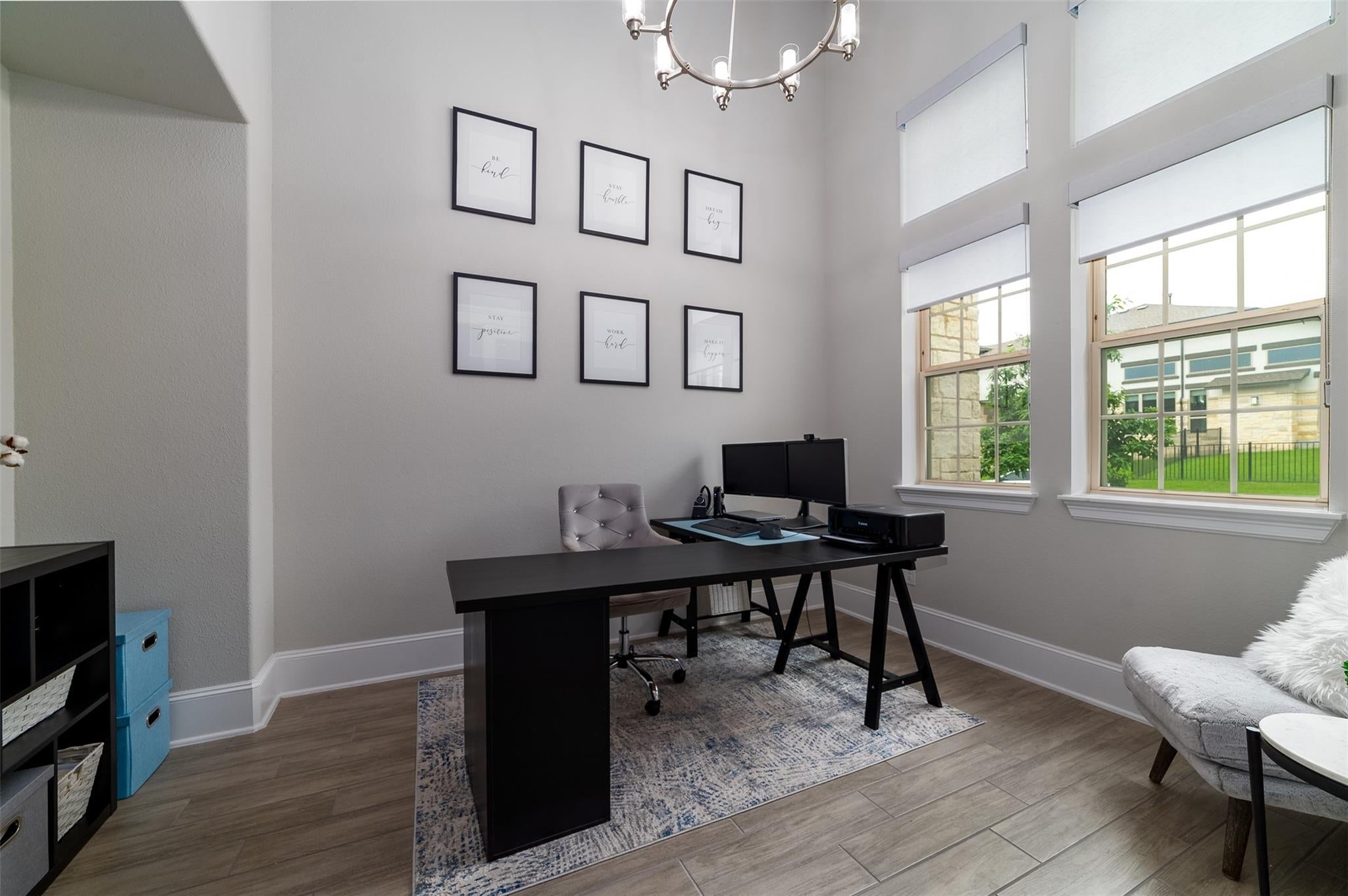 2400 Sunset Vista CIR 39