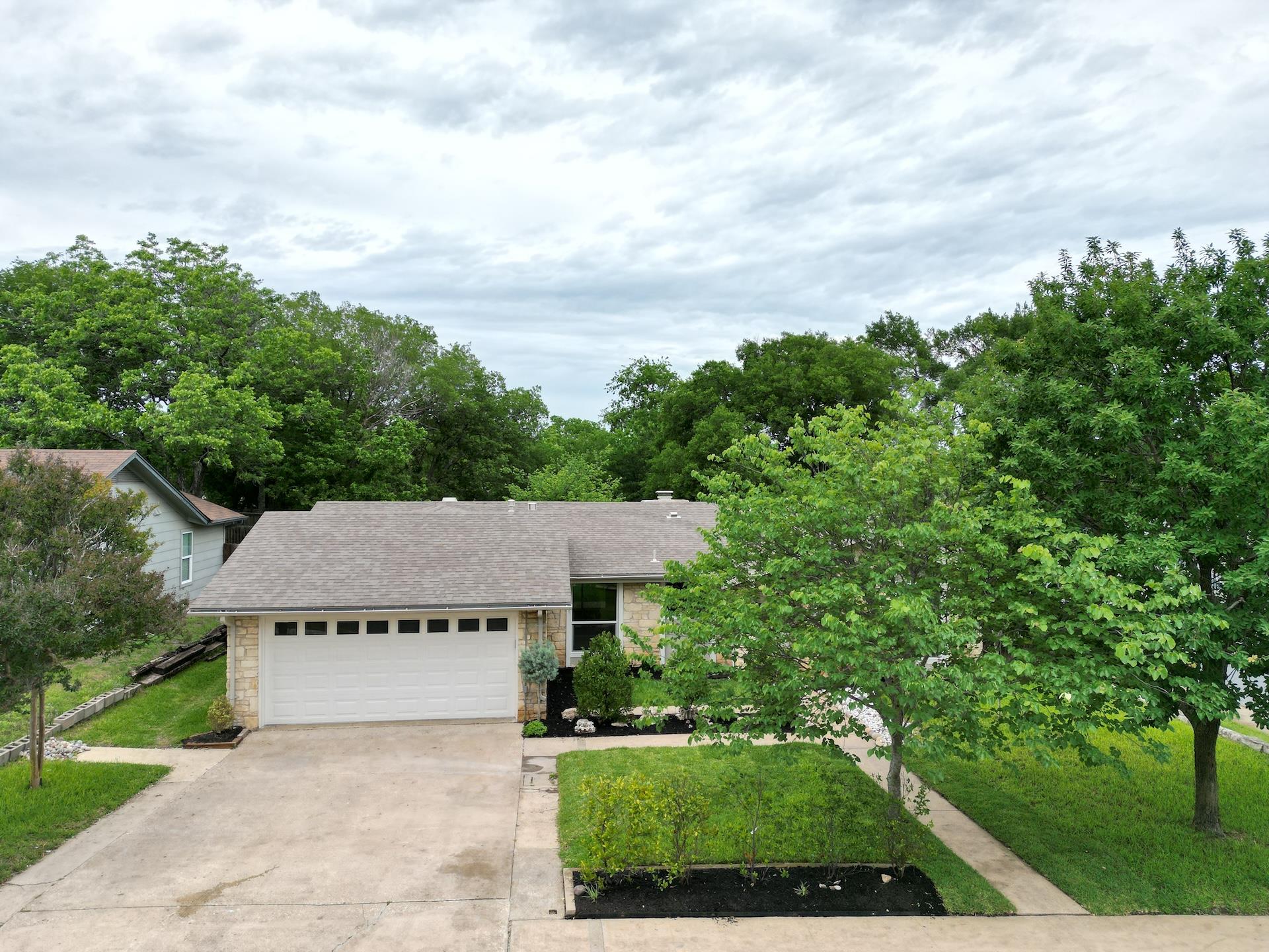 1608 Springer LN