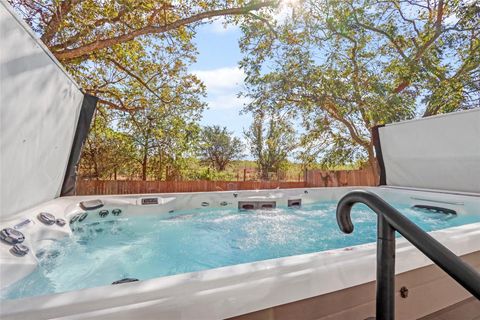 1088 Running RIV New Braunfels TX 78130