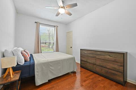 Tiny photo for 12047 Lincolnshire DR, Austin, TX 78758 (MLS # 2548161)