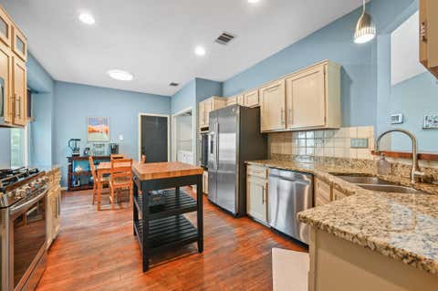 Tiny photo for 12047 Lincolnshire DR, Austin, TX 78758 (MLS # 2548161)
