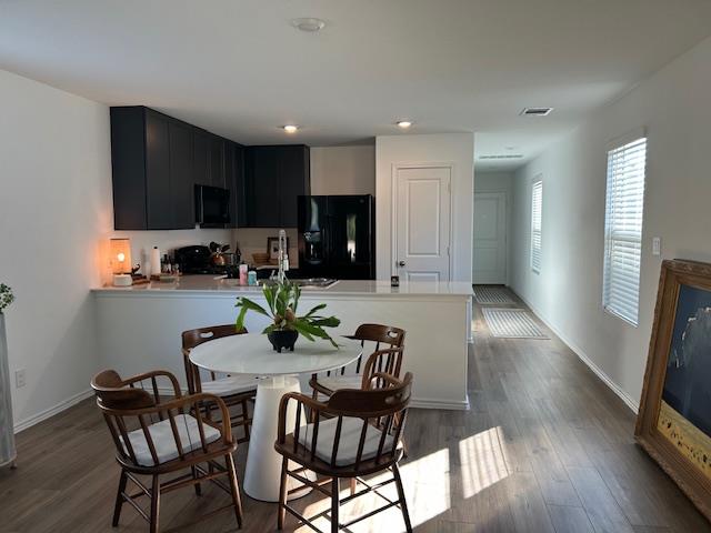 6 Trinity CIR