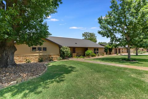 348 Carlson CIR Buchanan Dam TX 78609