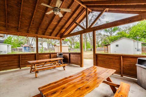 Tiny photo for 3520 Gonzales ST, Austin, TX 78702 (MLS # 8149022)