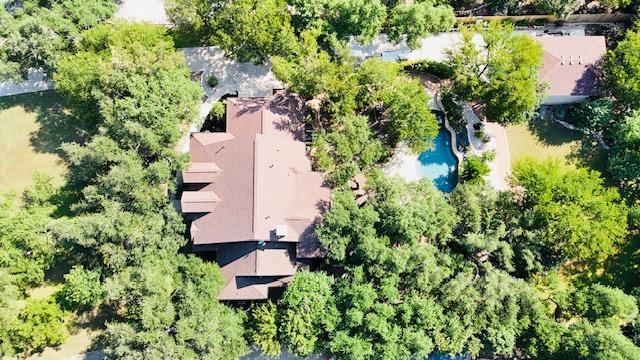 111 Roberts CIR