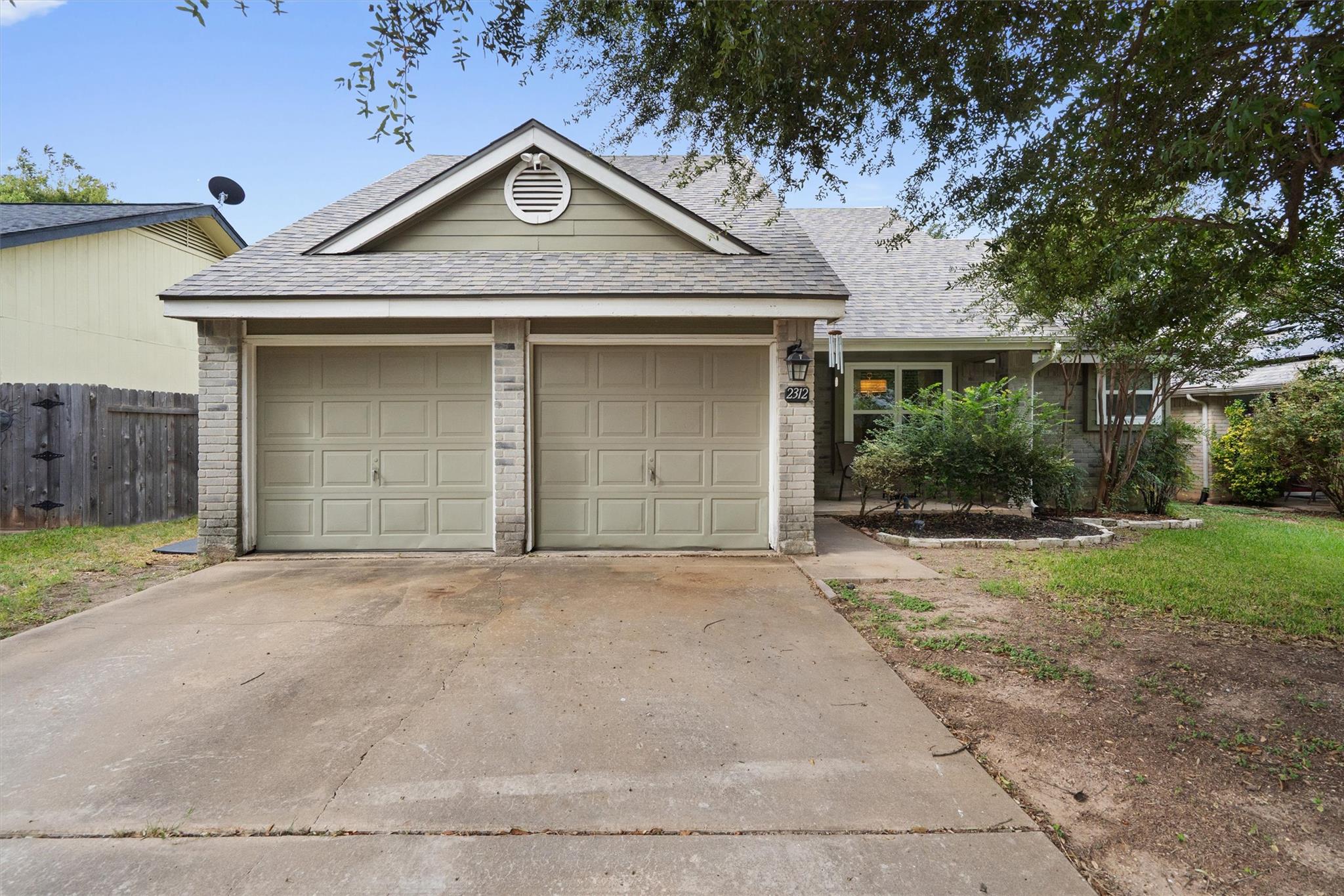 2312 Windrift WAY