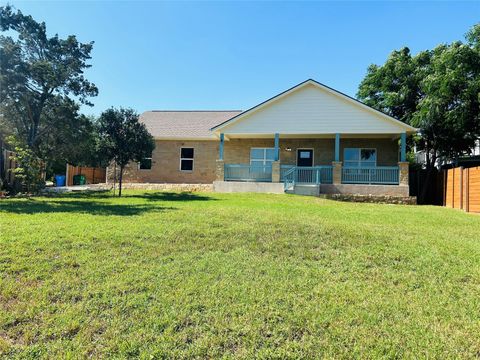Tiny photo for 18322 Lake Oaks DR, Jonestown, TX 78645 (MLS # 4675265)