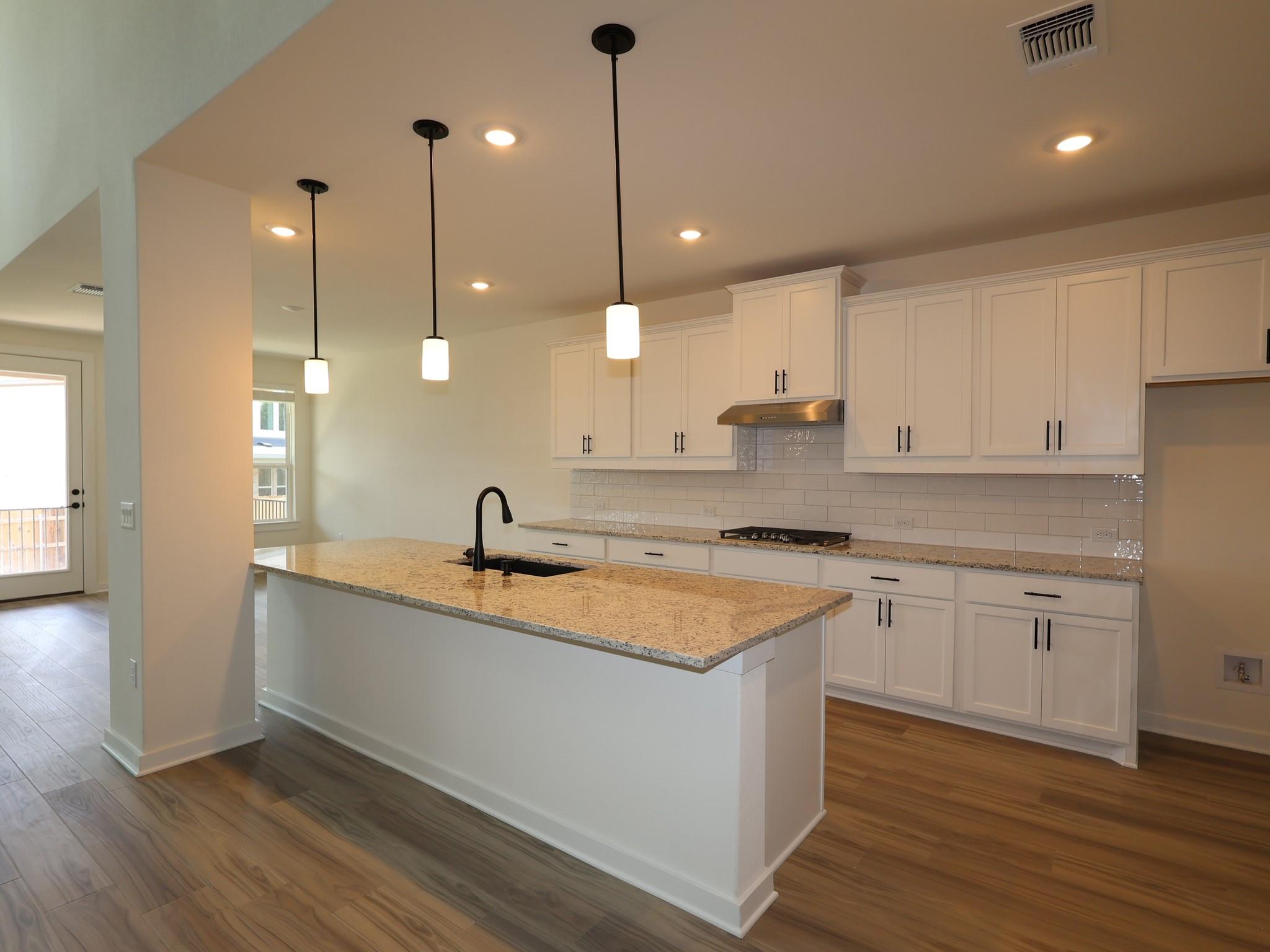 853 Frisco LN