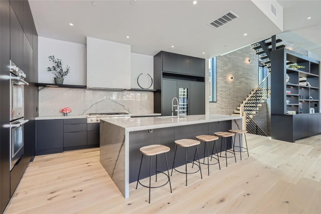 Photo for 1315 W 9th ST #B, Austin, TX 78703 (MLS # 4774271)
