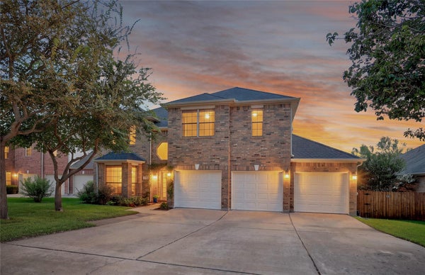 3104 ARGENTO PL, CEDAR PARK, TX 78613 - Image 8ecd2dc29a9720d1691e0c5bb3e1dbf7/2222286396