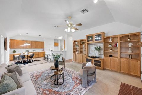 4917 Flaming Oak CV Austin TX 78749