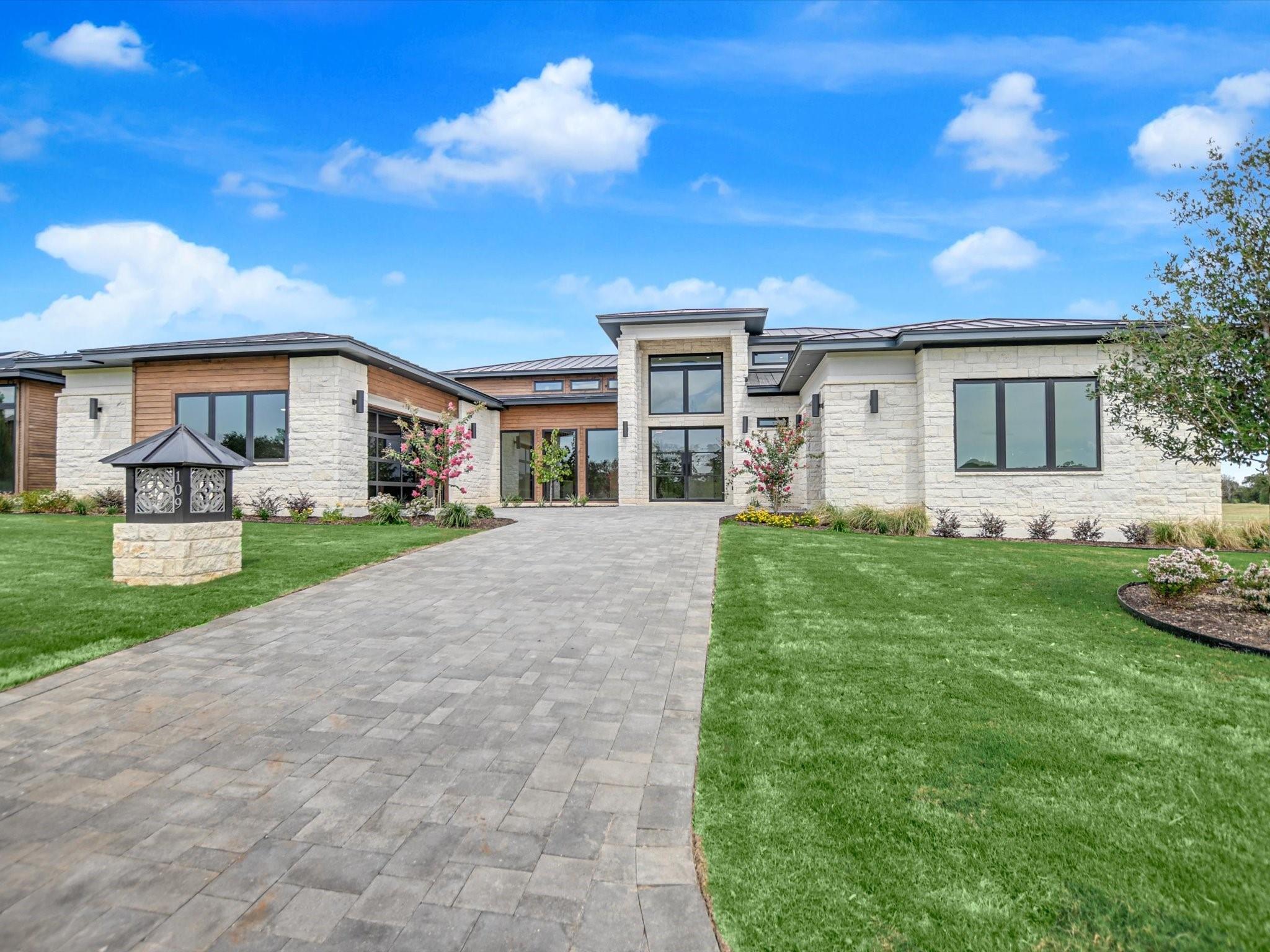 109 Island CT