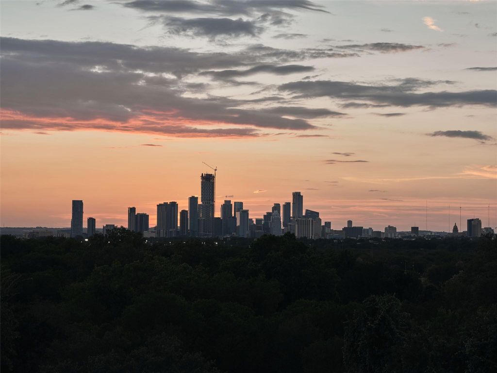 Photo for 412 Kemp ST, Austin, TX 78741 (MLS # 4016364)