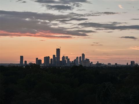 Photo of 412 Kemp ST, Austin, TX 78741 (MLS # 4016364) Photo of 412 Kemp ST, Austin, TX 78741 (MLS # 4016364)