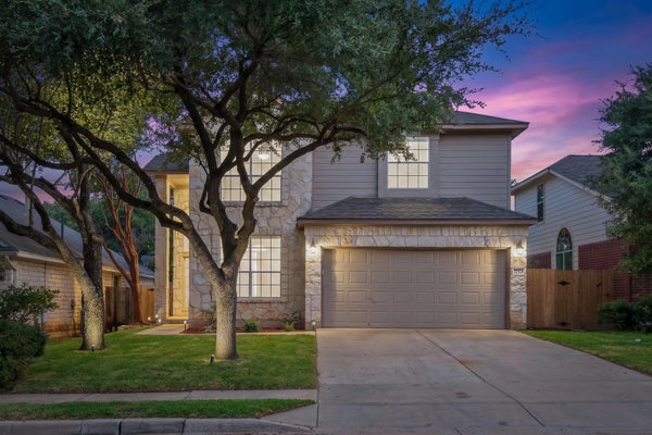 14525 BALLYCASTLE TRL, AUSTIN, TX 78717 - Image 8eebde375efb6a879426e5e0c9df590a/712467723