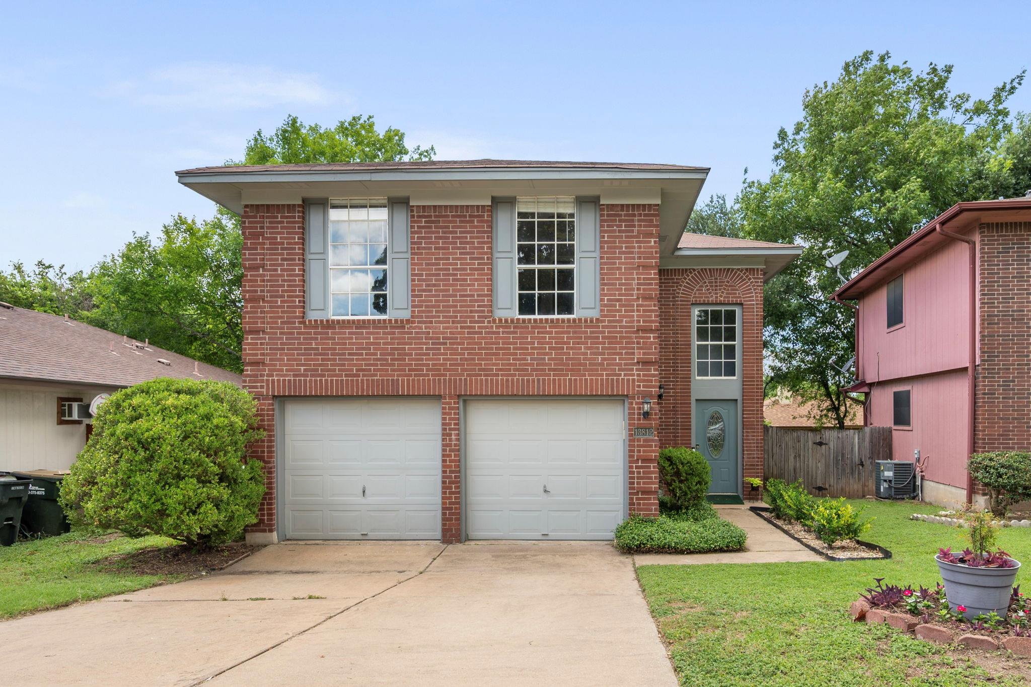 Photo 1 of 23 — 13812 Lothian DR, Pflugerville, TX 78660