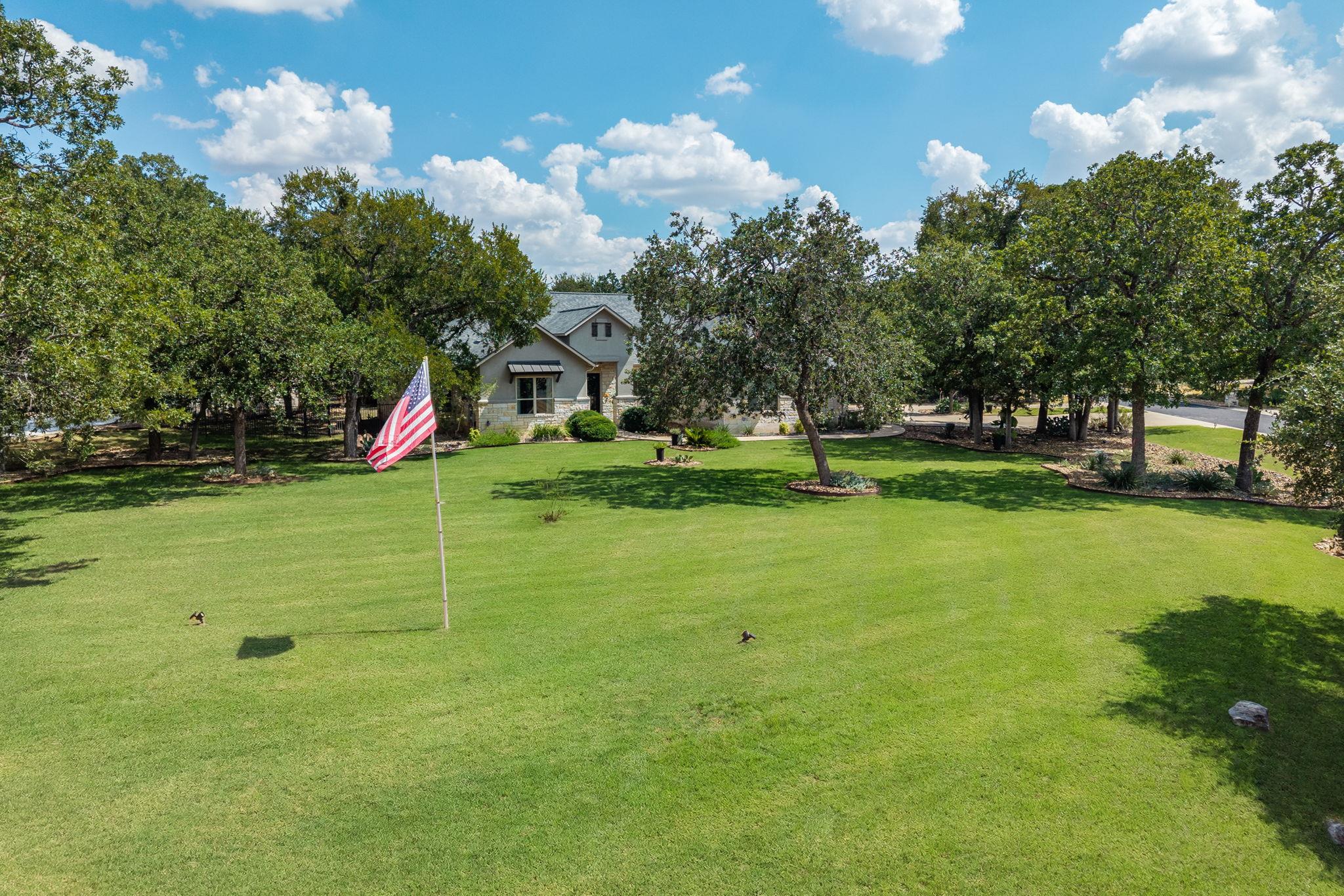 813 Oak Branch DR