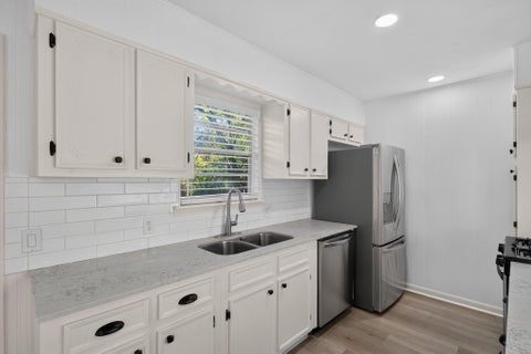 Tiny photo for 2703 Princeton DR, Austin, TX 78741 (MLS # 3467545)