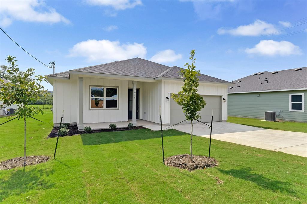 1255 Pecan Valley DR