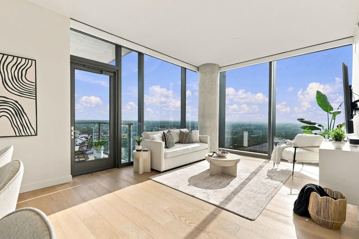 Photo 1 of 31 — 44 East Ave 3604, Austin, TX 78701