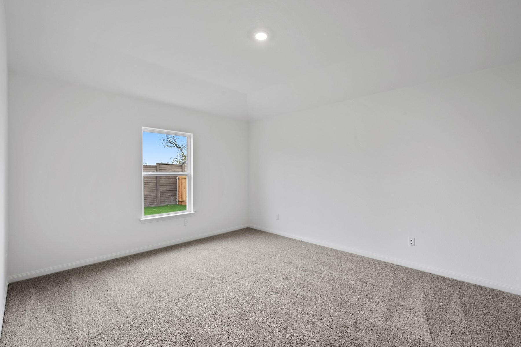 104 Paradise Canyon DR