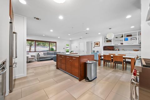 Tiny photo for 701 Brownlee CIR, Austin, TX 78703 (MLS # 3591377)