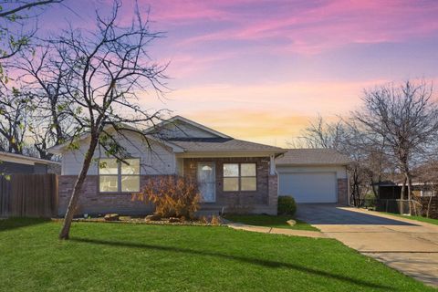 Photo of 4904 Eastdale DR, Austin, TX 78723 (MLS # 7120445)