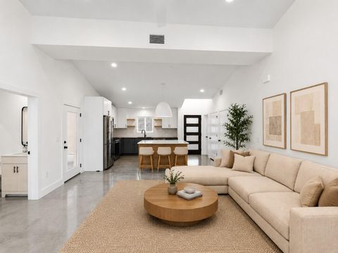 Photo of 5005 Lott Ave #2, Austin, TX 78721 (MLS # 1756447)