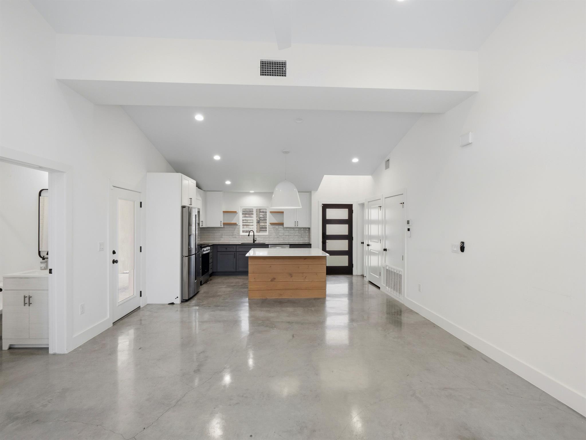 5005 Lott Ave 2