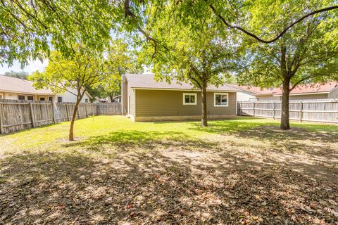 Tiny photo for 5720 Shreveport DR, Austin, TX 78727 (MLS # 4497021)