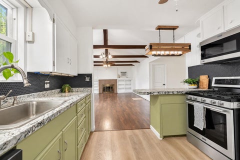 Tiny photo for 18221 Ledge ST, Jonestown, TX 78645 (MLS # 5623591)