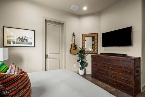 Tiny photo for 3005 E Martin Luther King Jr BLVD, Austin, TX 78702 (MLS # 8381237)