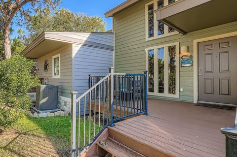 Tiny photo for 203 S Venture BLVD, Point Venture, TX 78645 (MLS # 6304973)