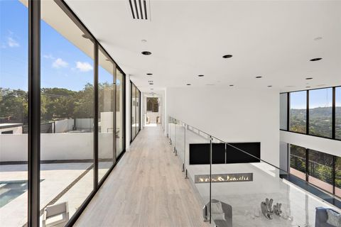 Tiny photo for 1501 Ridgecrest DR, Austin, TX 78746 (MLS # 5843854)