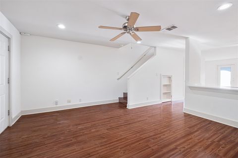 Tiny photo for 1101 Grove BLVD #304, Austin, TX 78741 (MLS # 4400118)