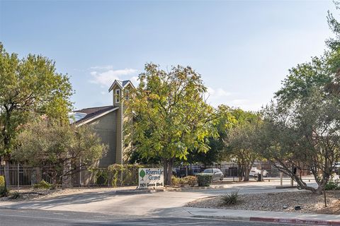 Tiny photo for 1101 Grove BLVD #304, Austin, TX 78741 (MLS # 4400118)