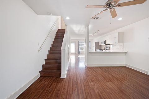 Tiny photo for 1101 Grove BLVD #304, Austin, TX 78741 (MLS # 4400118)