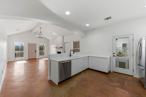 Tiny photo for 17522 Village DR, Dripping Springs, TX 78620 (MLS # 9686909)